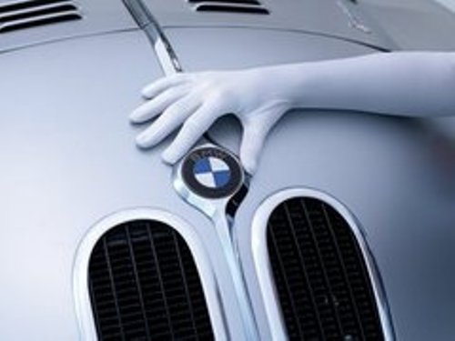    BMW   