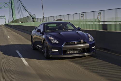  Nissan     GT-R