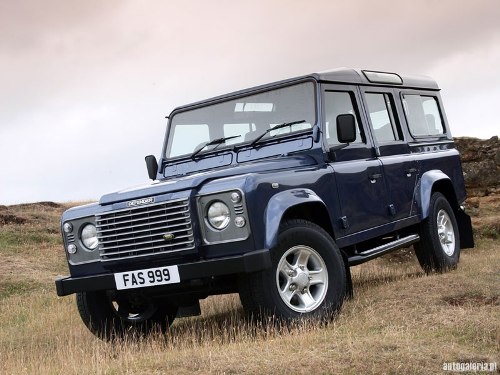 Land Rover   Defender X-Tech