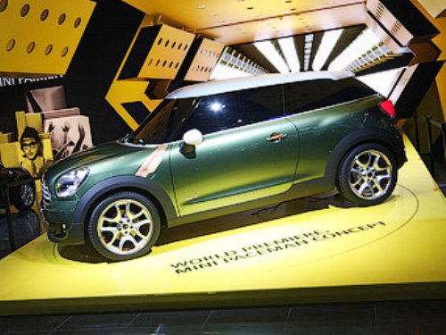 MINI    Paceman  