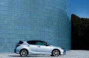 Lexus    CT200h